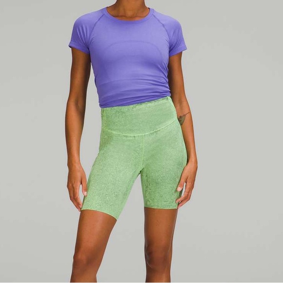 Lululemon Base Pace High-Rise Short 8" in City Grit Green Multi ~ Size 4 New - Picture 3 of 15